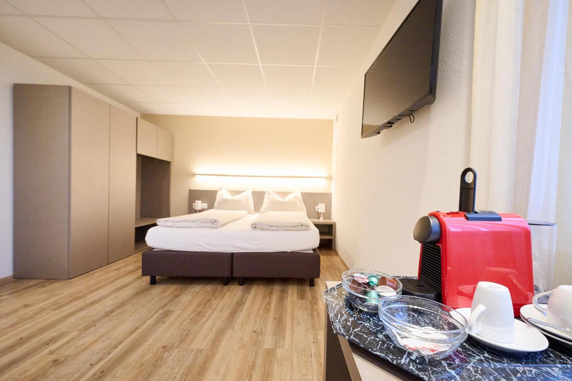 Hotel Am Kreisel Self-Check-In By Smart Hotels Lachen Extérieur photo
