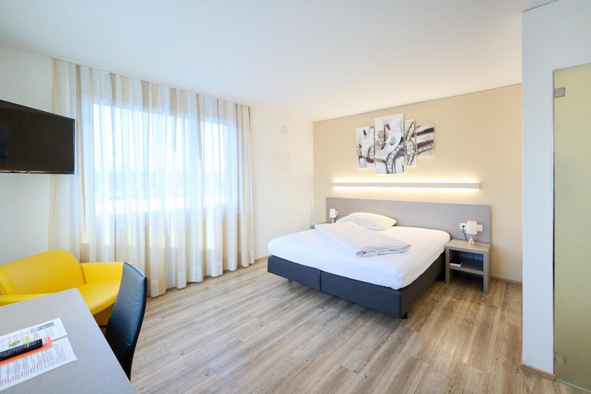 Hotel Am Kreisel Self-Check-In By Smart Hotels Lachen Extérieur photo