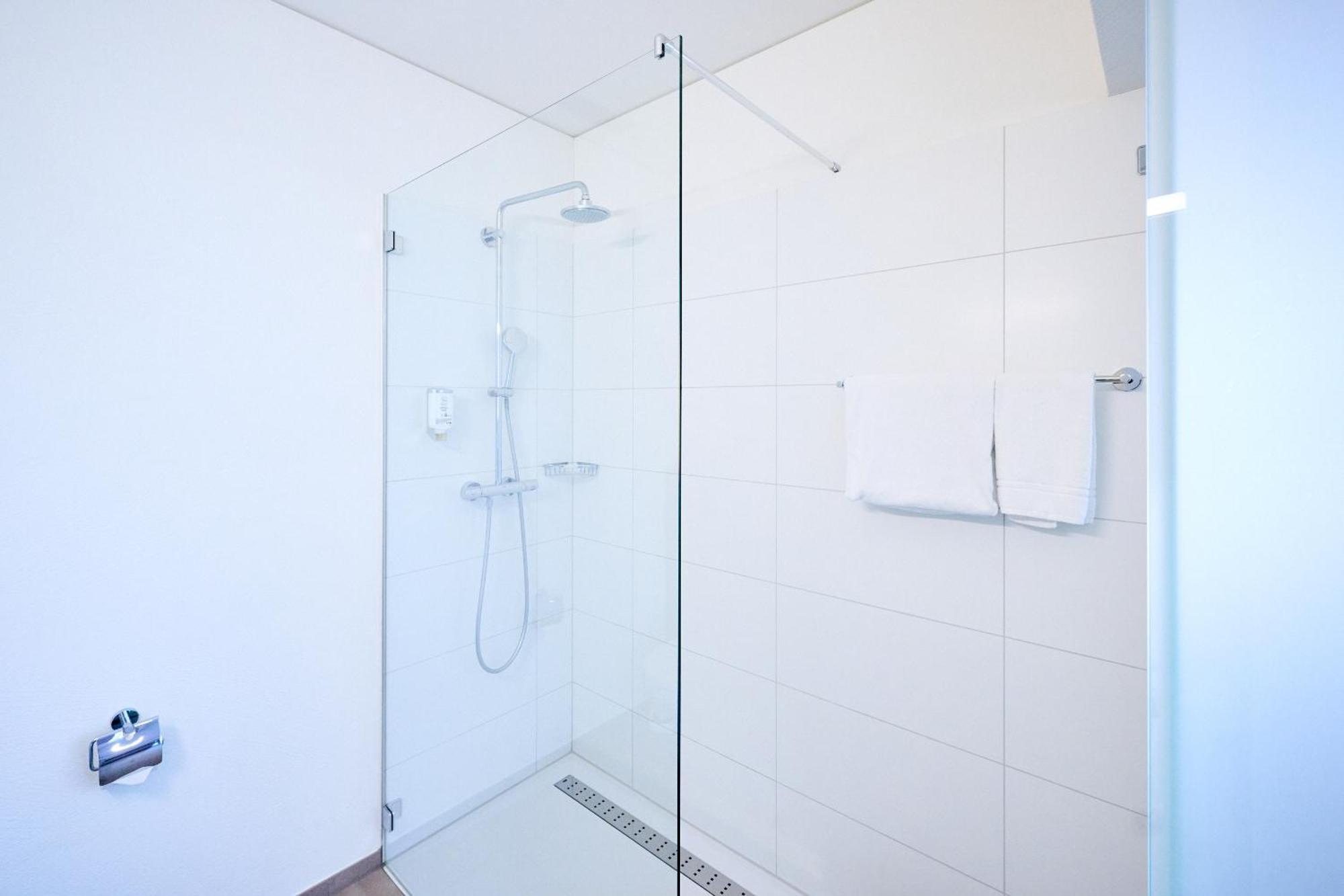 Hotel Am Kreisel Self-Check-In By Smart Hotels Lachen Extérieur photo