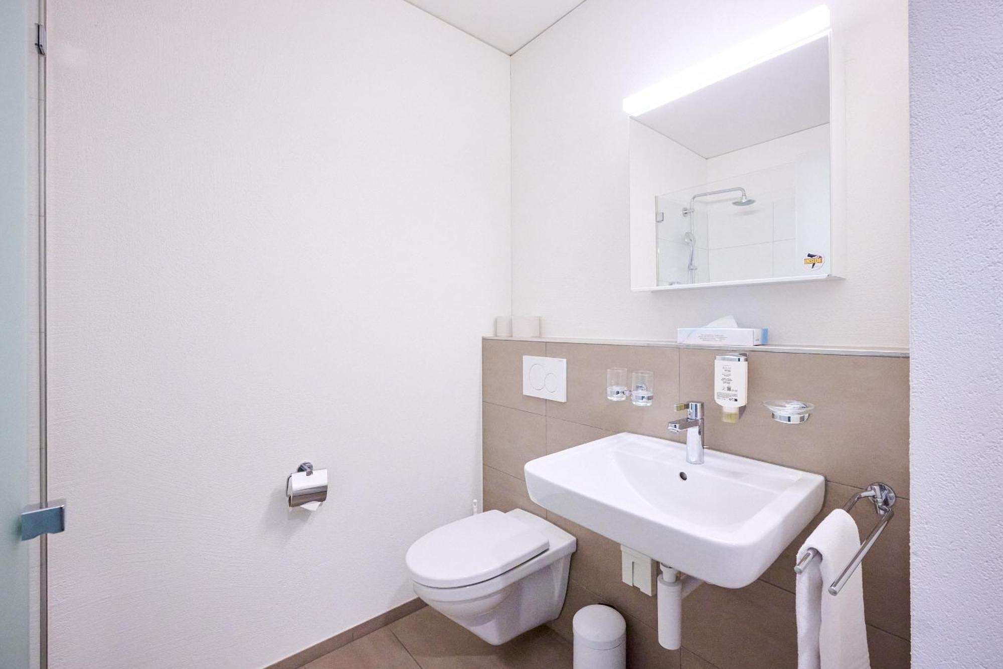Hotel Am Kreisel Self-Check-In By Smart Hotels Lachen Extérieur photo