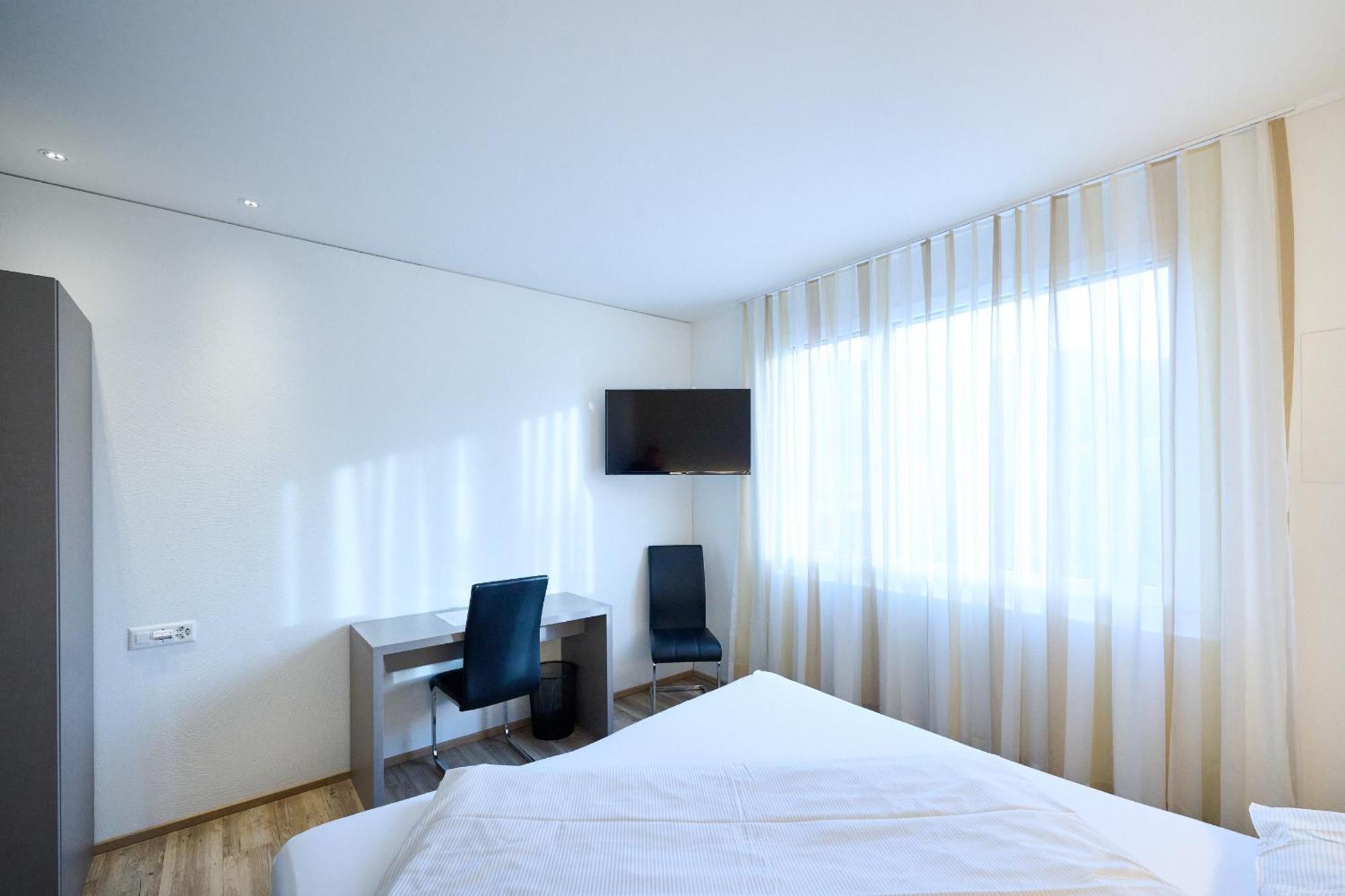Hotel Am Kreisel Self-Check-In By Smart Hotels Lachen Extérieur photo