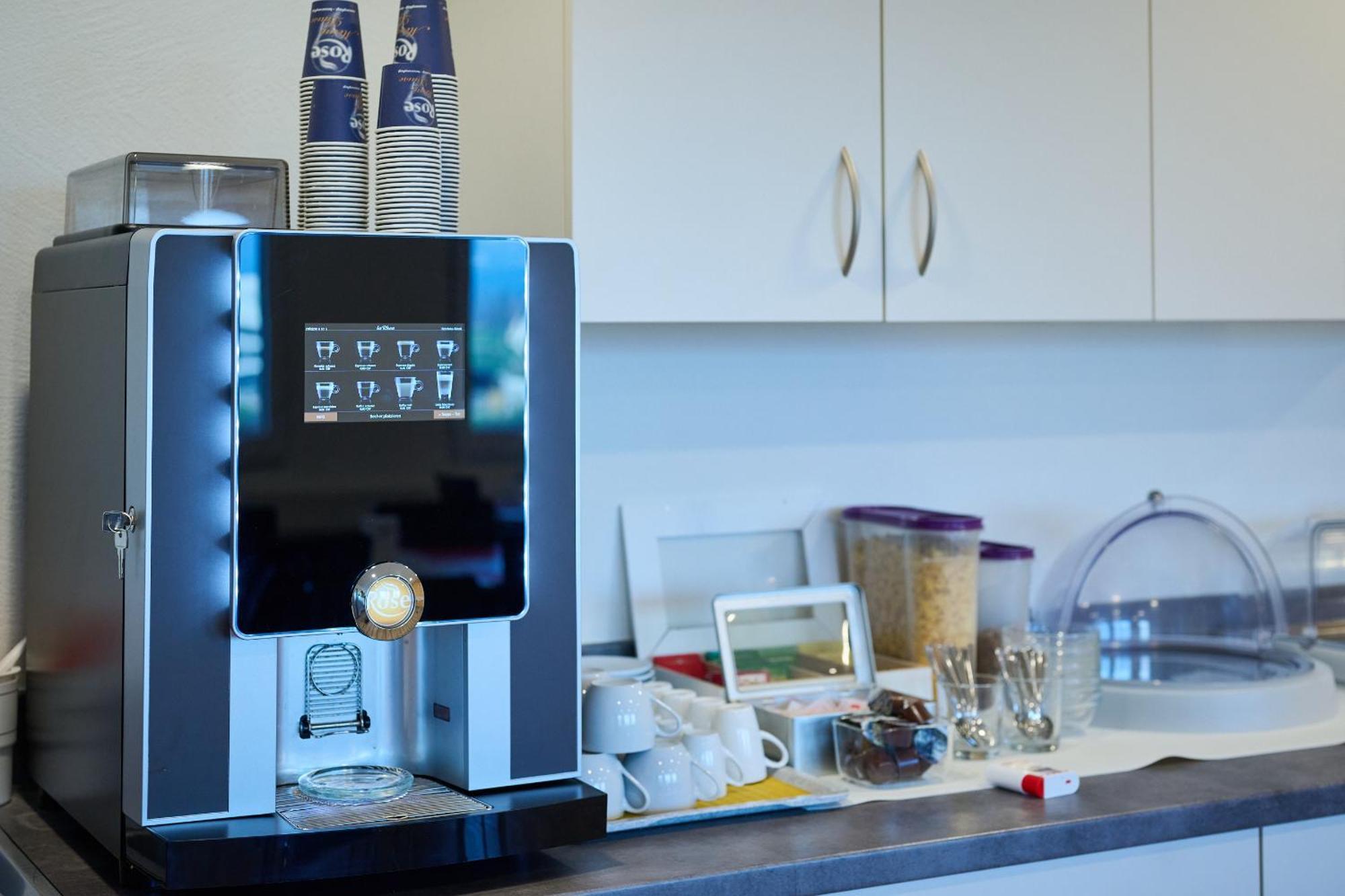 Hotel Am Kreisel Self-Check-In By Smart Hotels Lachen Extérieur photo