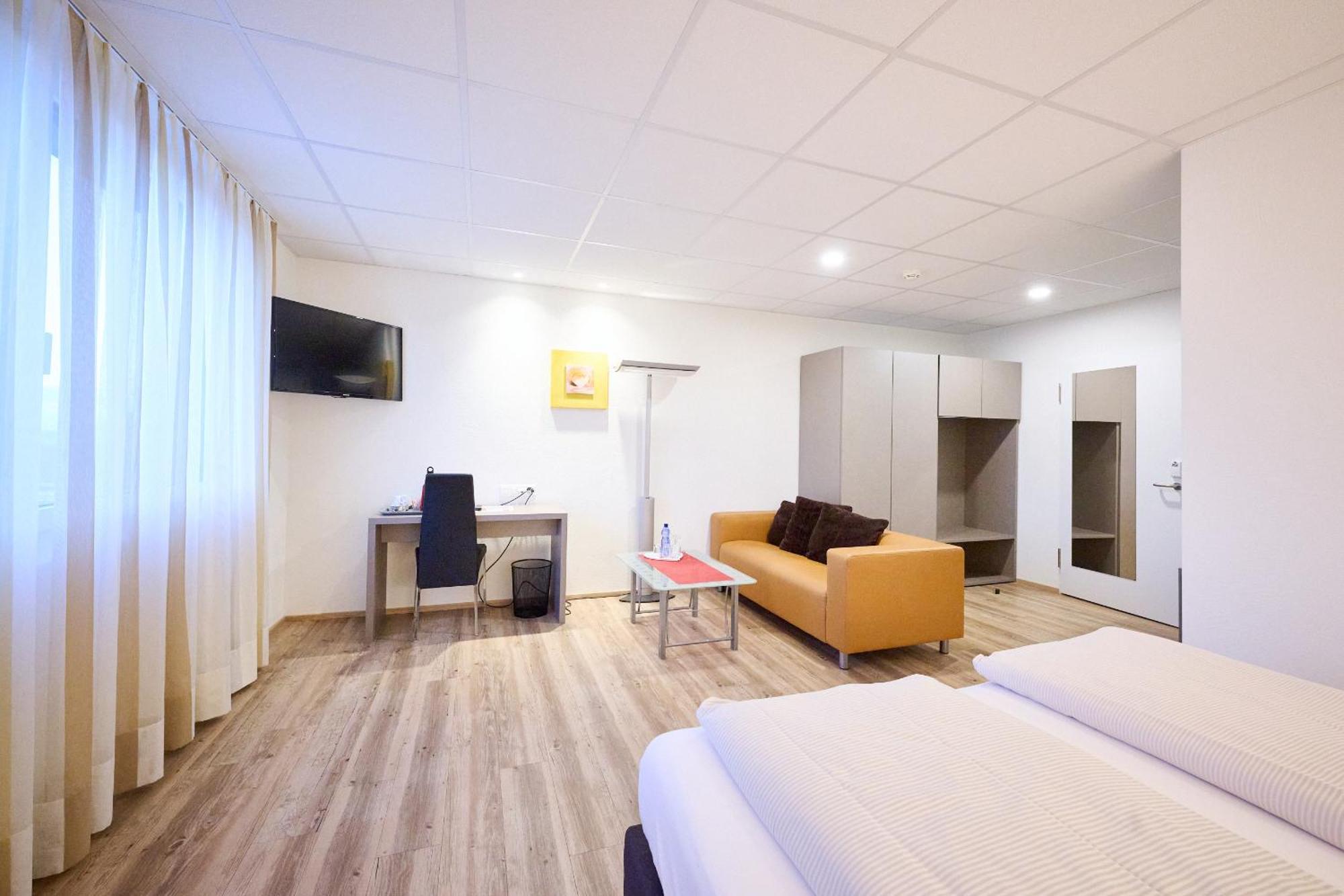 Hotel Am Kreisel Self-Check-In By Smart Hotels Lachen Extérieur photo